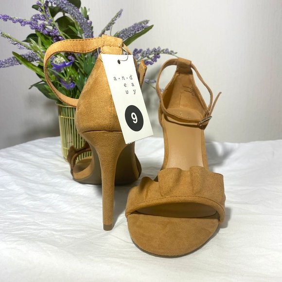 NWT Ruffle Open Toe Heel - Picture 4 of 6